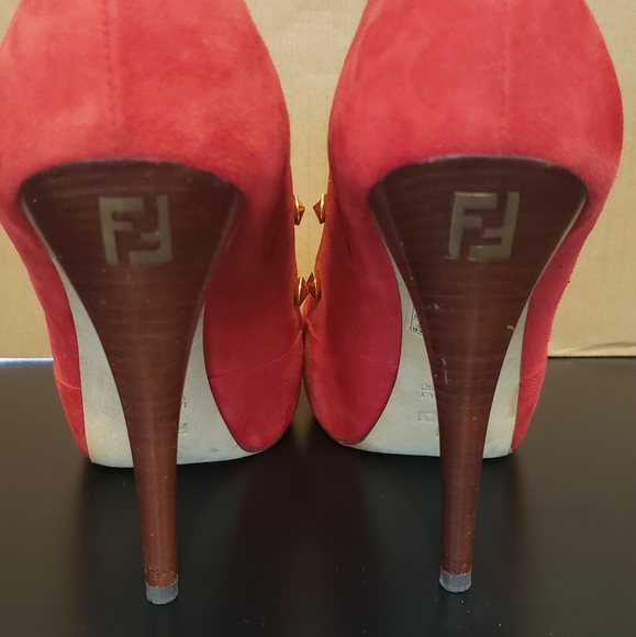Fendi FF red suede studded booties - Picture 3 of 5